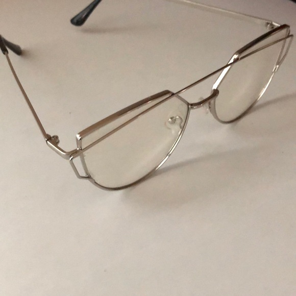 Sunglasses - Picture 2 of 3